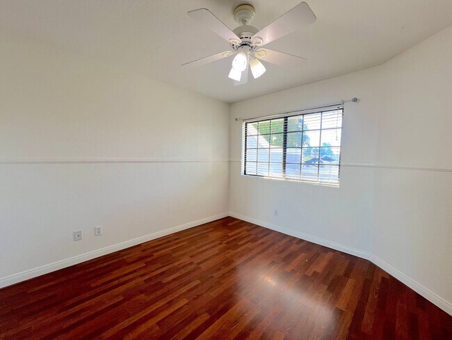Building Photo - Beautiful Laguna Hills home located just m...