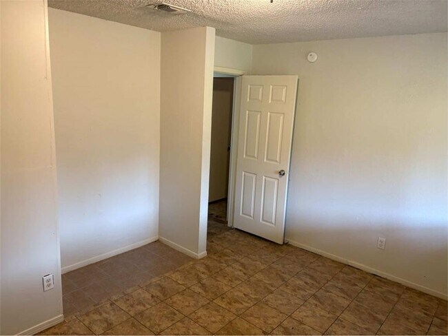 Building Photo - 17807 Northway Ct