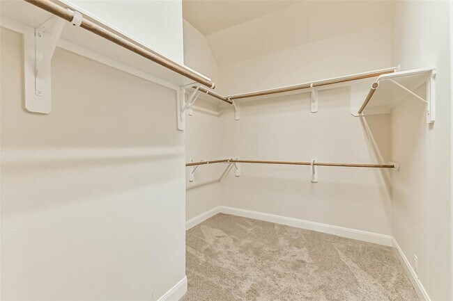 Building Photo - 13911 Desert Trace Ct