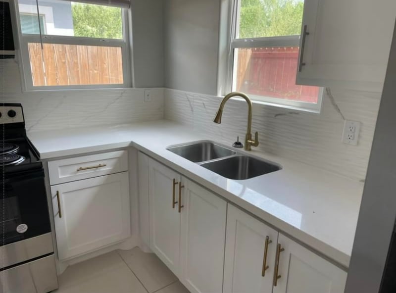 Building Photo - 201 W Rutherford Ave