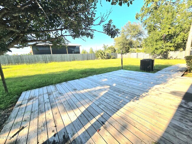 Building Photo - 7523 Chipewa St