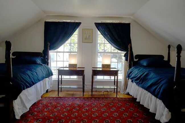 Building Photo - 2 Ashuelot Main St