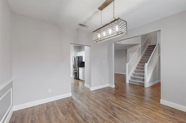 Building Photo - 3105 Cantura Dr