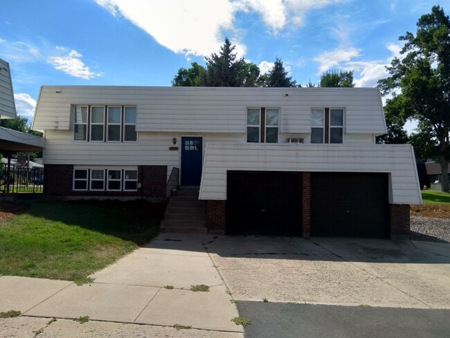 Building Photo - 8840 W Jewell Ave