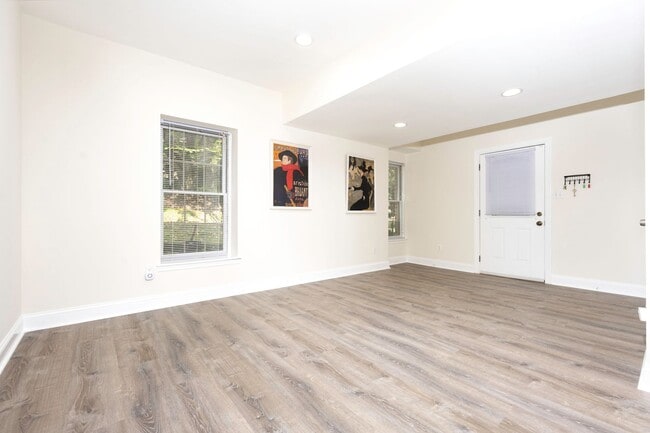 Building Photo - 7715 Mary Cassatt Dr