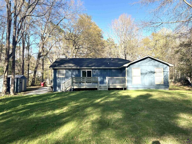 Building Photo - 221 Jefferson Cir