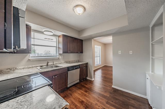 Building Photo - 1755 Farleigh Ct