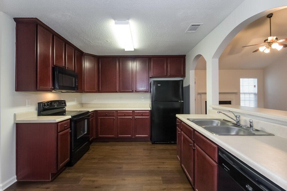 Building Photo - 448 Camella Cir