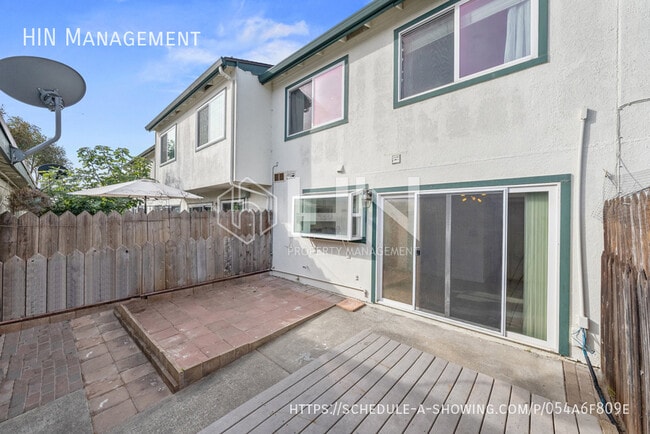 Building Photo - 4436 Viejo Way