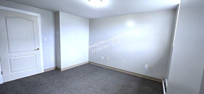 Building Photo - 314 E Lincoln Ave