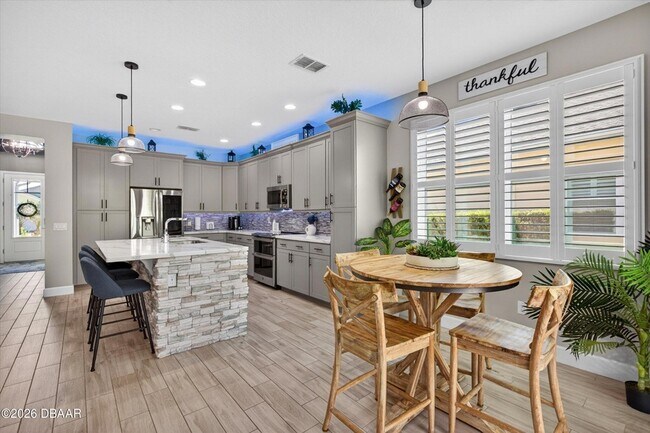 Building Photo - 504 Coral Reef Way