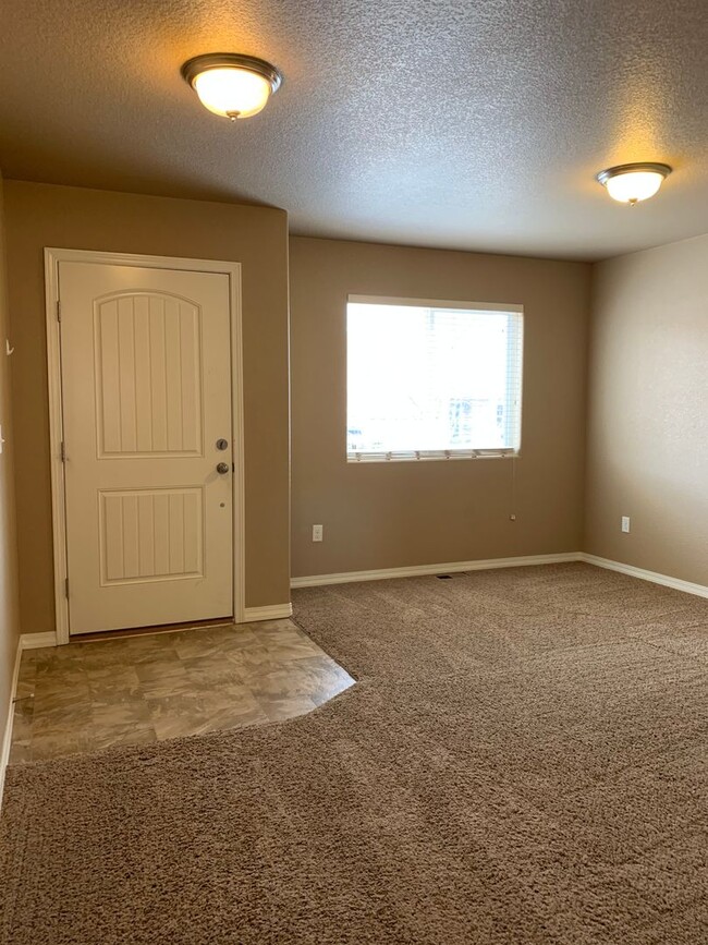 Building Photo - NORTHGATE TWO STORY WITH FINISHED BASEMENT