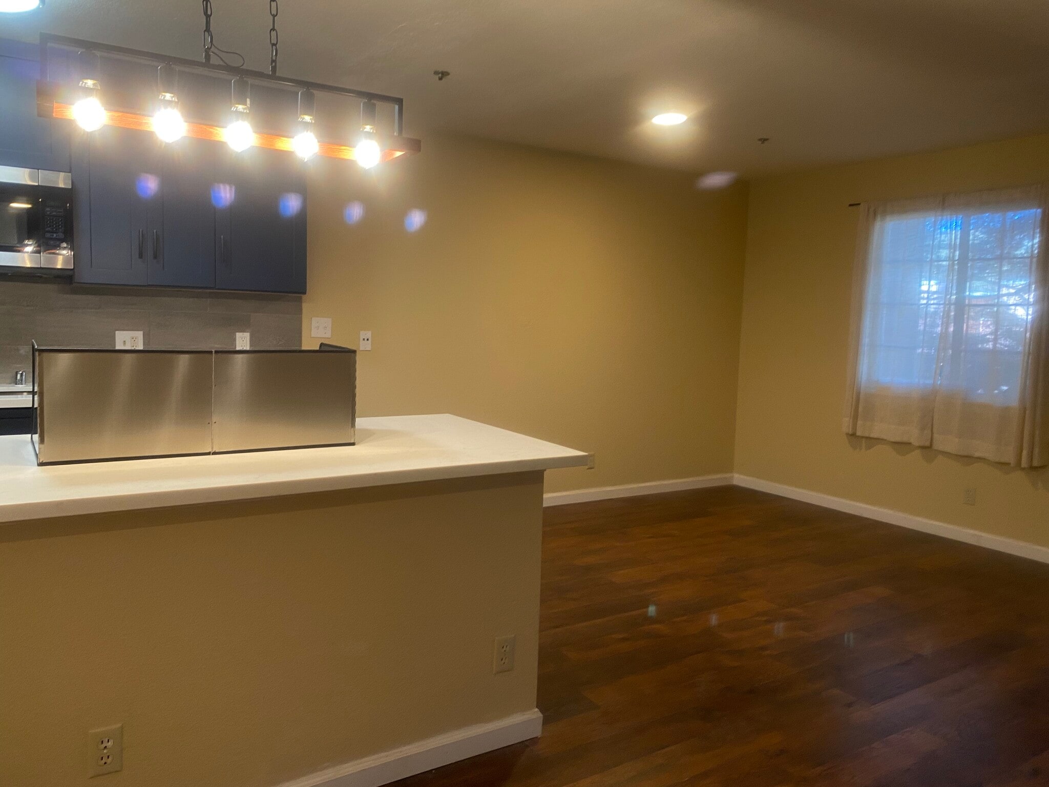 Building Photo - 1020 San Gabriel Cir