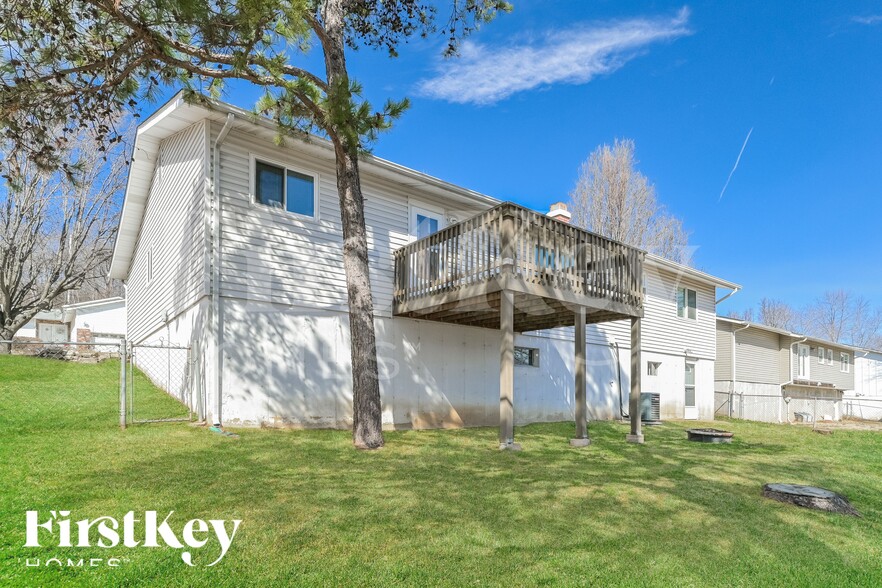 Building Photo - 706 Boca Chica Dr