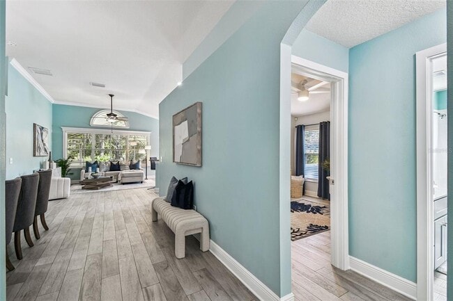 Building Photo - 13401 Fawn Springs Dr