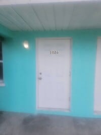 Building Photo - 2/1 DUPLEX
