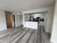 Building Photo - 1269 SW 46th Ave