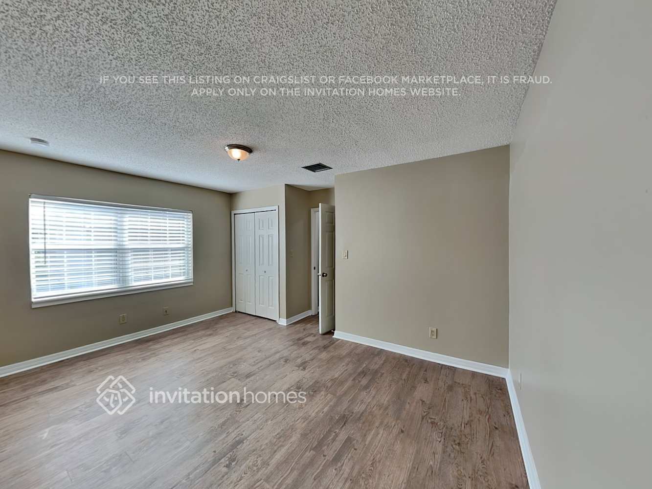 Building Photo - 1535 Lake Marion Dr