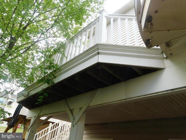 Building Photo - 12705 Bedford Glen Way