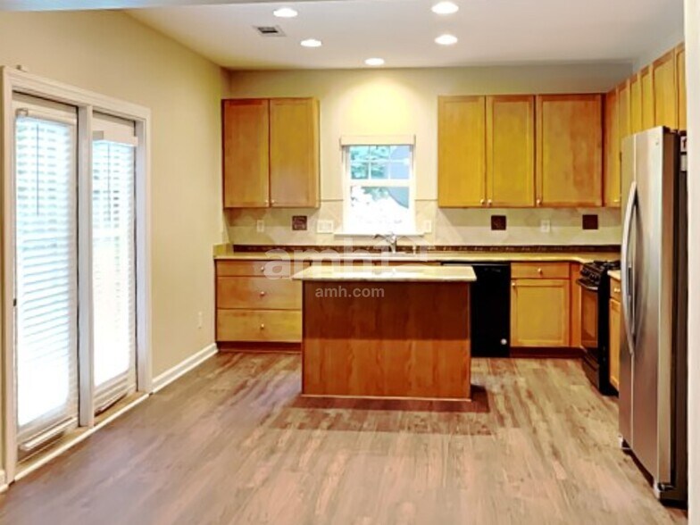 Building Photo - 7860 Keepsake Ln