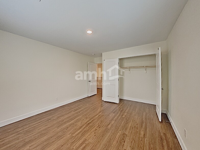 Building Photo - 9283 Opal Bay Ct