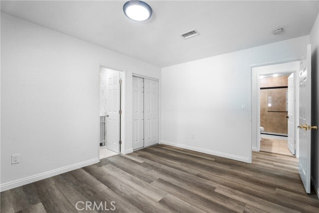 Building Photo - 8691 Davmor Ave