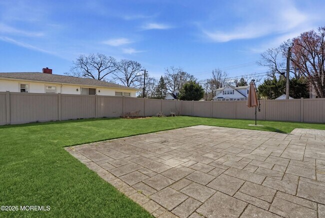 Building Photo - 227 Chatham Ave