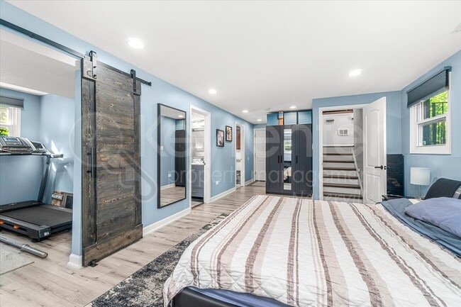 Building Photo - 313 Falconridge Way