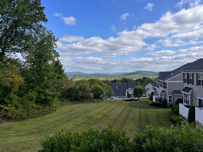 Building Photo - 4170 Bunker Hill Dr N