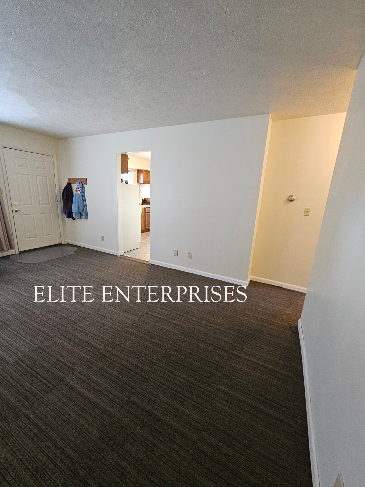 Building Photo - 2213 W Reservoir Blvd
