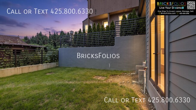 Building Photo - 8327 NE Juanita Dr