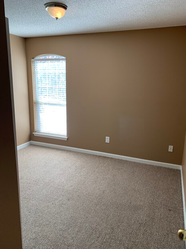 Building Photo - 5079 Mint Hill Ct