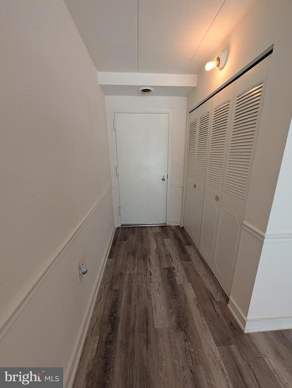 Building Photo - 3320 Hewitt Ave