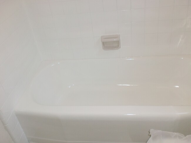 Building Photo - 17433 Vanowen St