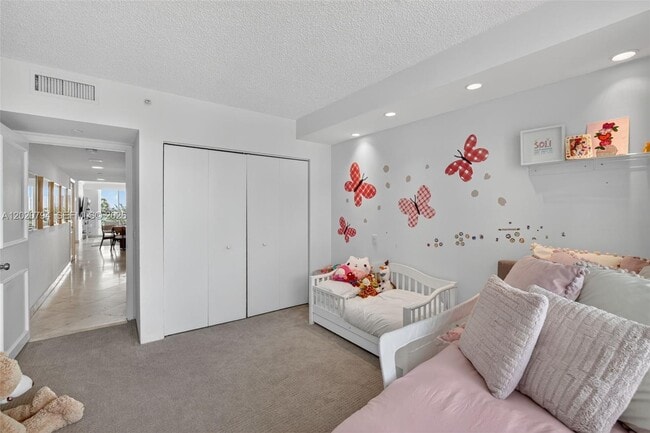 Building Photo - 21205 Yacht Club Dr