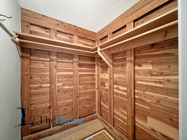 Building Photo - 8312 Mill Creek Ln