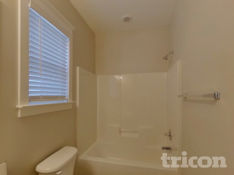 Building Photo - 6607 Park Meadows Pl