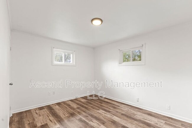 Building Photo - 2735 Cannon Ave