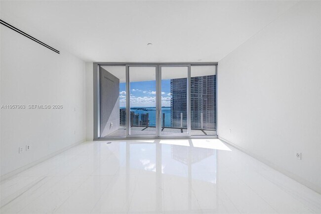 Building Photo - 300 Biscayne Blvd Way