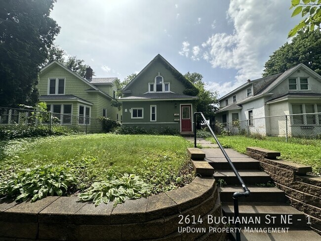 Building Photo - 2614 Buchanan St NE
