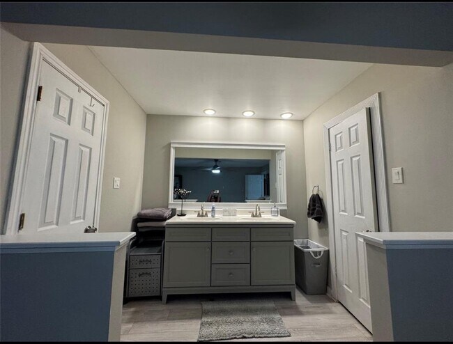 Building Photo - 5507 Arncliffe Dr