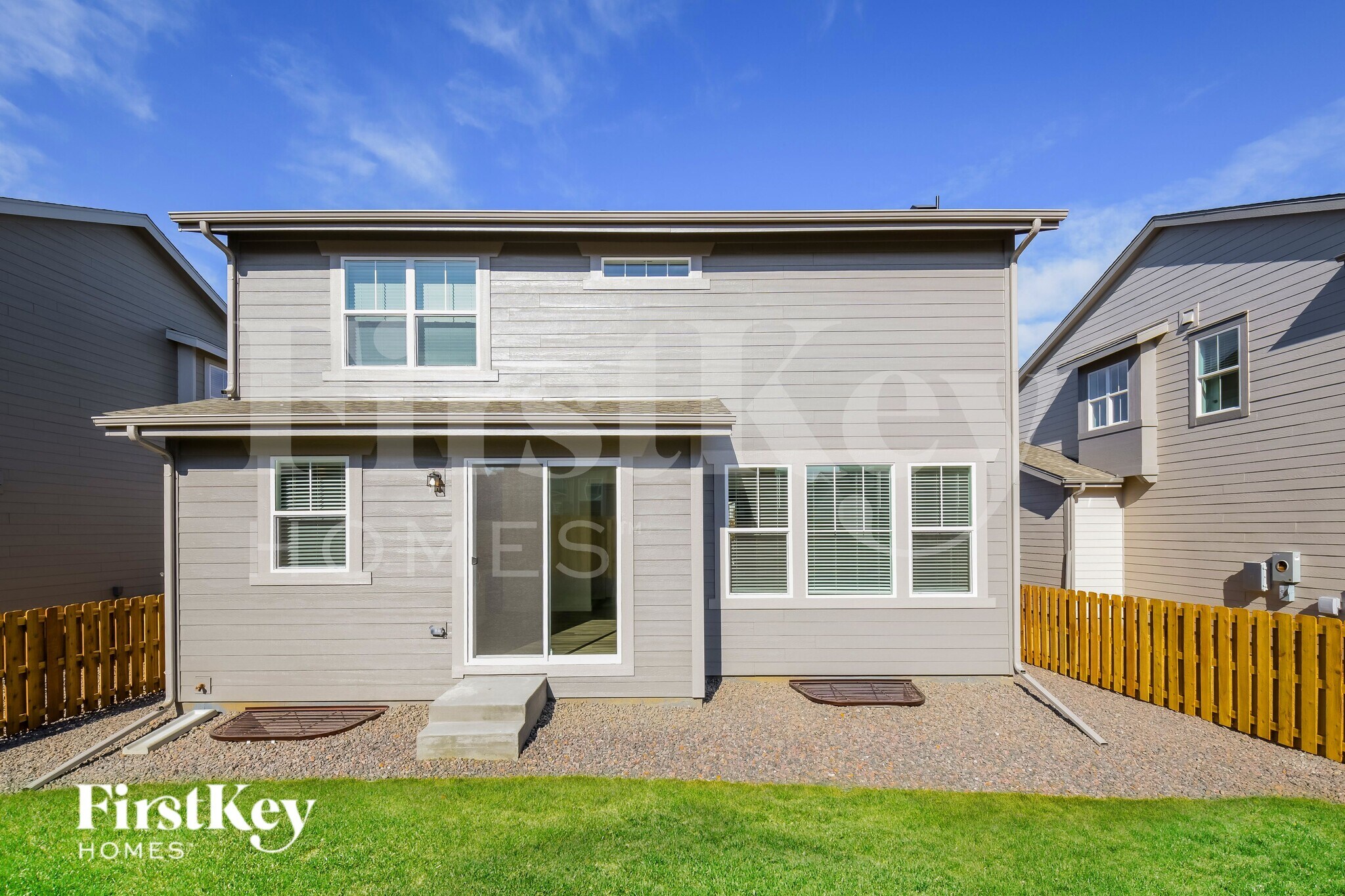 Building Photo - 10994 Uvalda St