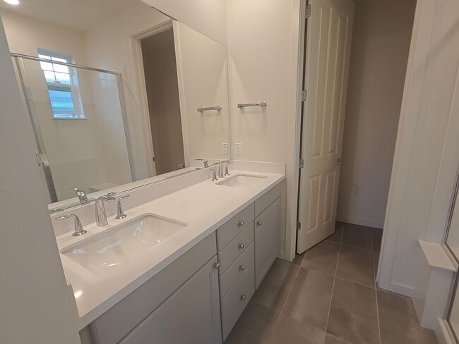 Building Photo - Coming Soon ? Bright, Modern Living in Sunnyvale