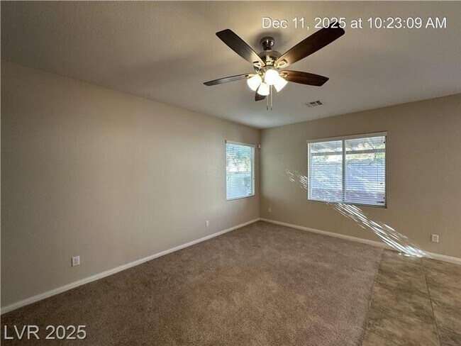 Building Photo - WONDERFUL 2-STORY HOME IN THE SW!