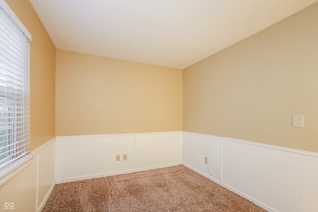 Building Photo - 7403 Red Rock Rd