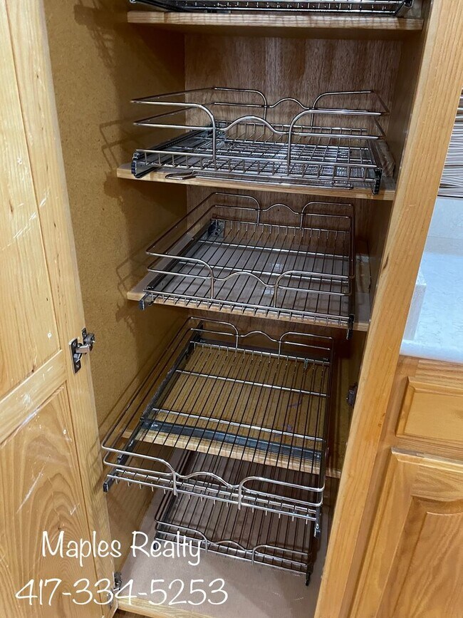 Building Photo - VERY NICE 3 bedroom home in Branson, MO fo...