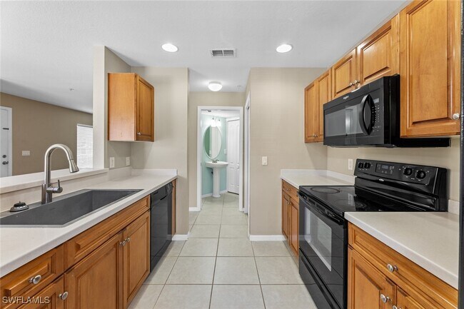 Building Photo - 9450 Ivy Brook Run