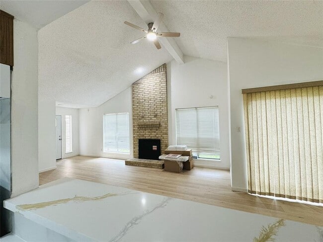 Building Photo - 2906 Shadow Trail Dr