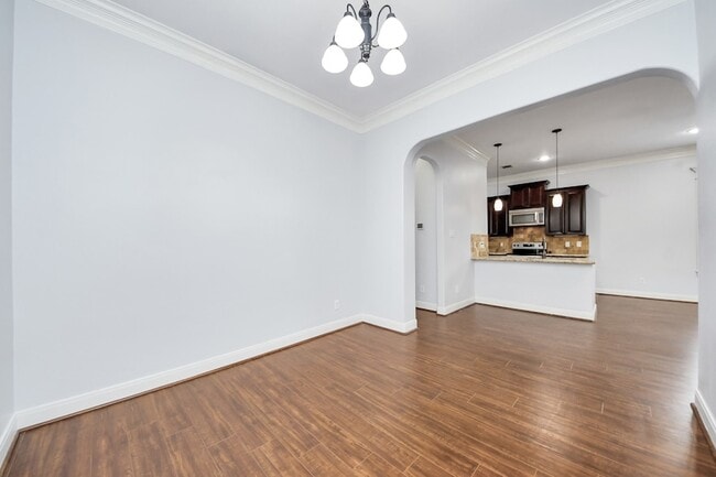 Building Photo - 11045 Upland Forest Dr
