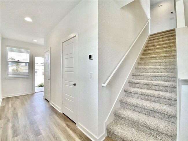 Building Photo - 1825 Bonham Ln